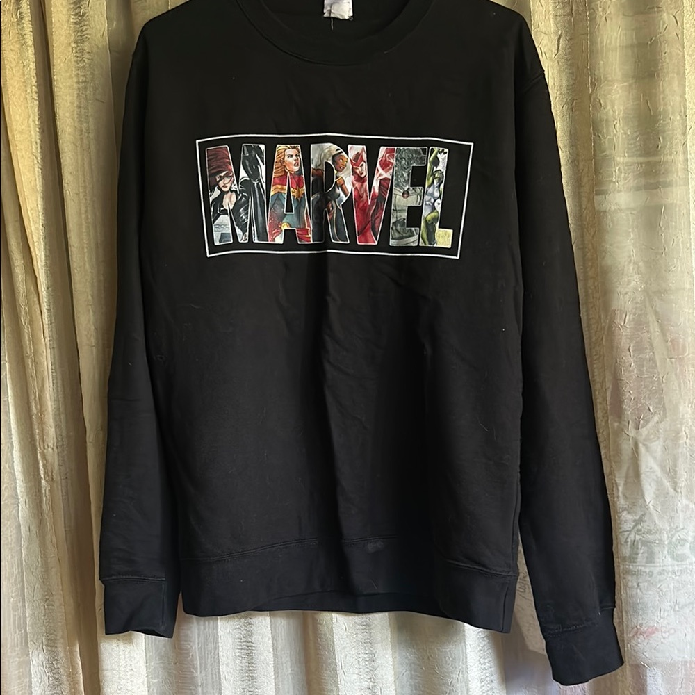 Women of Marvel Logo Sweatshirt, size M